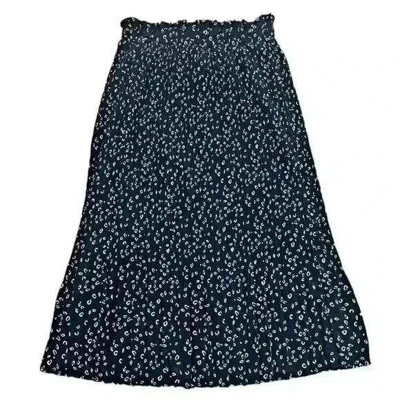Ces Femme Dresses & Skirts - Ces Femme Black Ditsy Pleated Midi Skirt Large